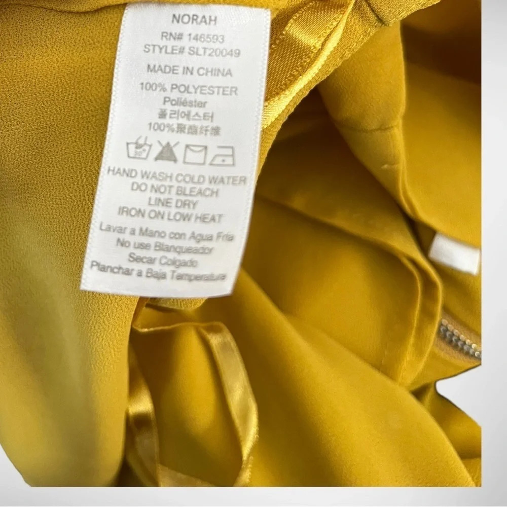 NORAH Women's Yellow Sleeveless V Neck Lined Blouse Medium | EUC‎ - Picture 4 of 9